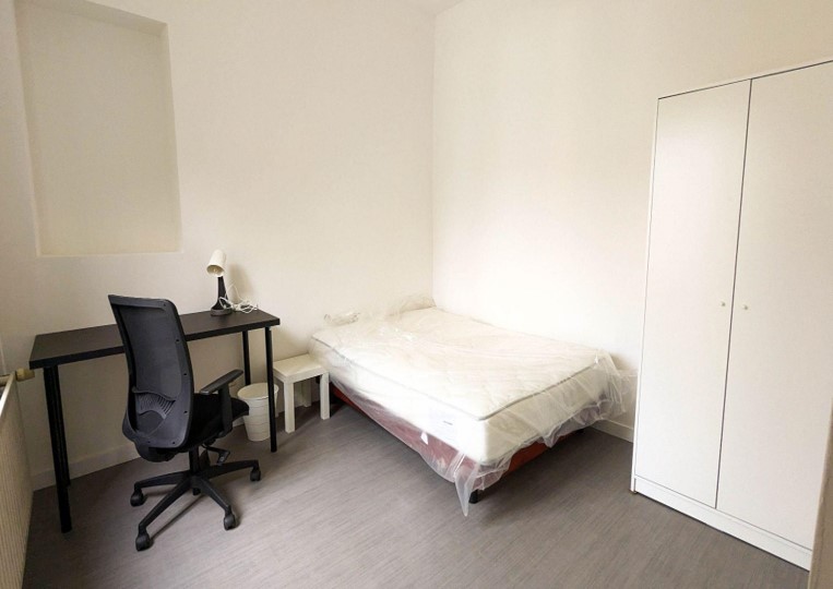 Chambre en colocation meublée de 12 à 14 m2