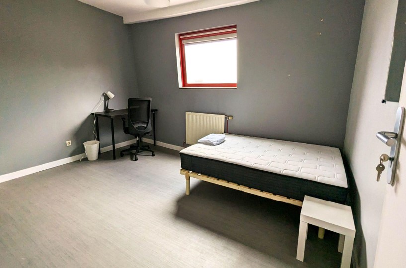 Chambre en colocation meublée de 12 à 14 m2