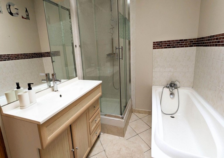 Chambre en colocation meublée de 12 à 14 m2