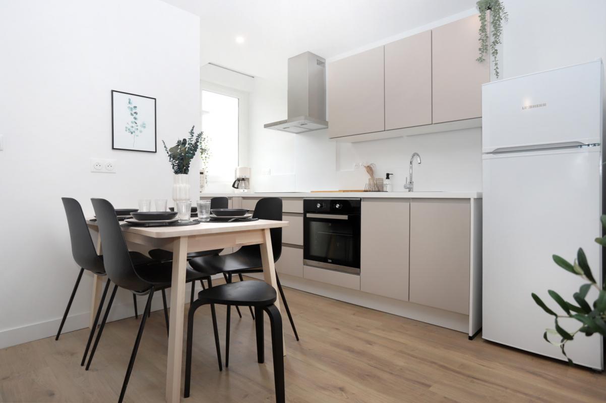 Colocation – T5 meublé – 4 chambres avec salle d’eau privative – 78,32 m²