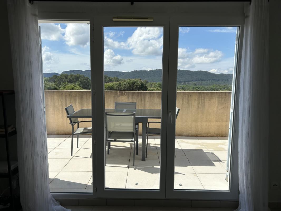Superbe T3 - Récent 68m2 - Belle Terrasse
