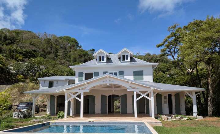 Magnifique maison d'architecte F5 au François