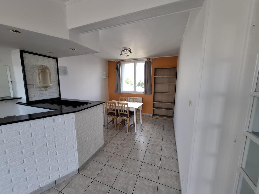 T3 meublé de 65 m² avec balcon et loggia – Brest
