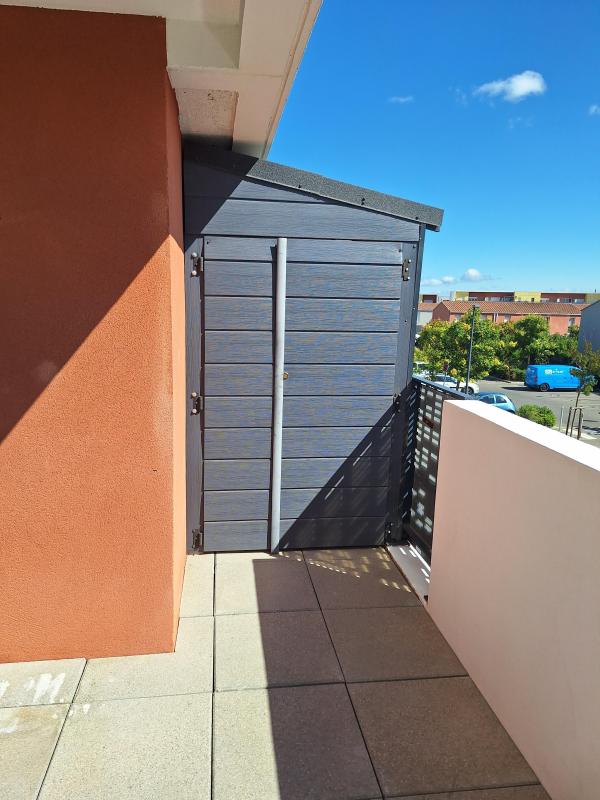 T4 avec grande terrasse, 3 chambres et 2 parkings – Istres